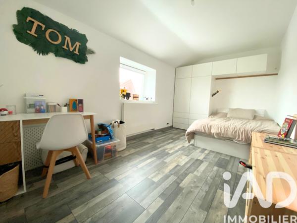 Maison à vendre 6 pièces 130 m² Neuville-en-Ferrain