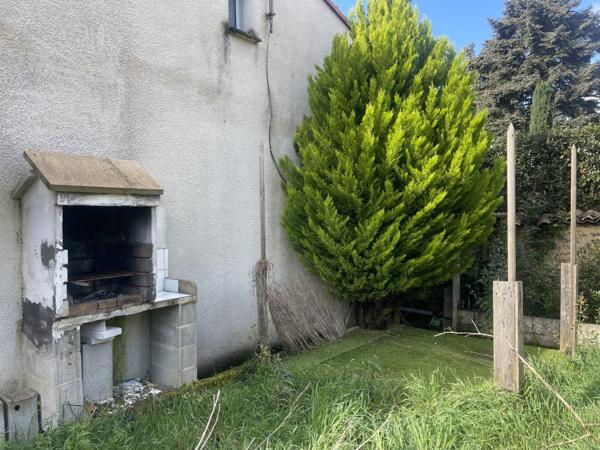 MAISON A RENOVER AVEC JARDIN