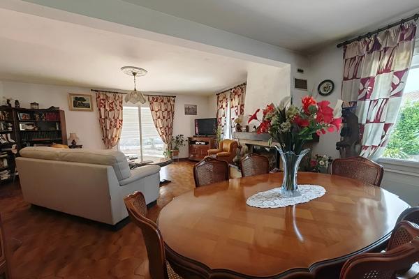 Maison La Crau 5 pièce(s) 117 m2