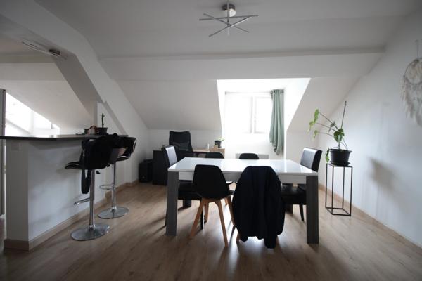 À vendre : T2 meublé de 62 m² au cœur de Rives