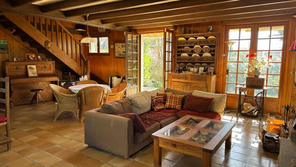FOUESNANT, BEG-MEIL, jolie maison de 4 chambres, à 1.5km de la plage !
