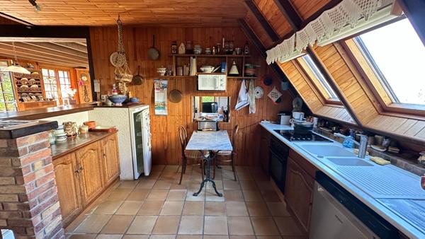 FOUESNANT, BEG-MEIL, jolie maison de 4 chambres, à 1.5km de la plage !