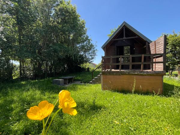 Chalet habitable à l'année en bord de Sarthe !