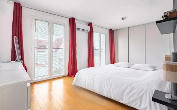 Maison à vendre    6 pièces • 161,24 m2 Créteil