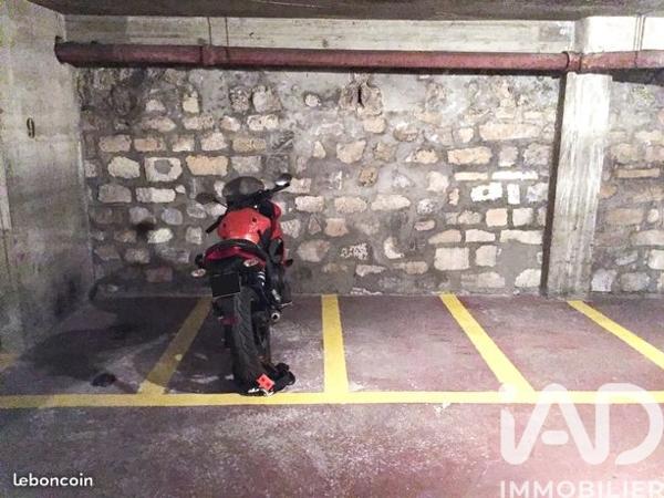 Parking à vendre 36 m² Paris 19