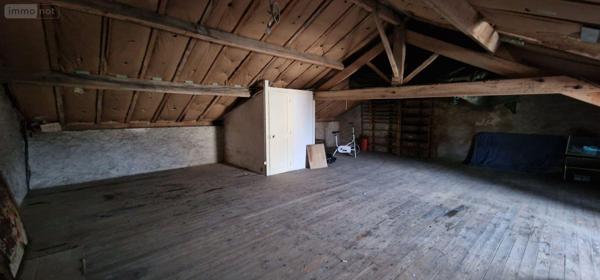 Maison de ville à vendre à Thouars dans les Deux-Sèvres (79100), ref : 79079-44