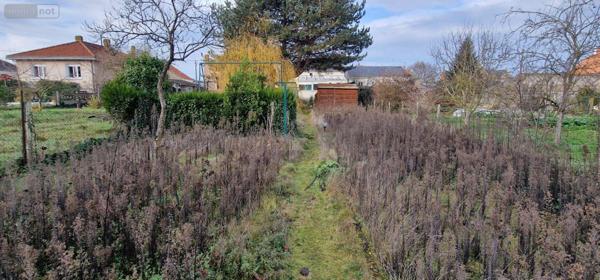 Maison de ville à vendre à Thouars dans les Deux-Sèvres (79100), ref : 79079-44
