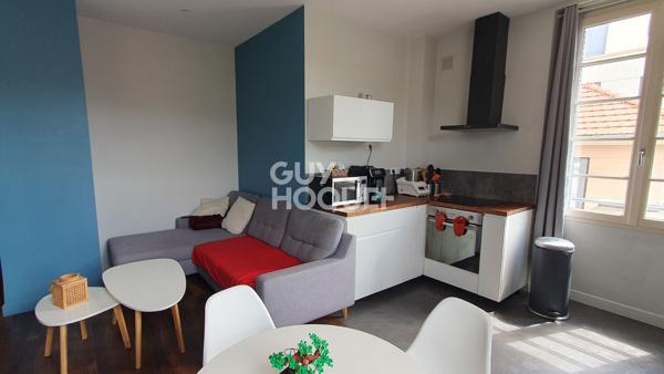 Oullins : Appartement T2 rénové à 10 mn du métro