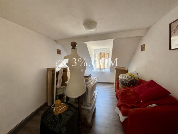 Maison
                                                                                                                                                                                                                                                                                                                        4 pièce(s)                                                                                                                                                                                                          3 chambre(s)                                                                                                                                                                                                          94.87  m²