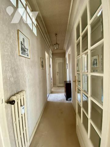 NANTES TOUR BRETAGNE Agréable T4 situé au 4ème et dernier a/asc 