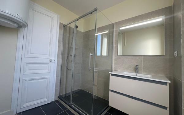 Appartement à louer    2 pièces •  Antony