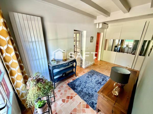 MAISON EN PIERRE 5 CHAMBRES + STUDIO ATTENANT ET PISCINE AVEC JARDIN A LEZAY
