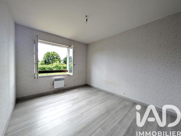 Maison à vendre 9 pièces 174 m² Saint-Félicien