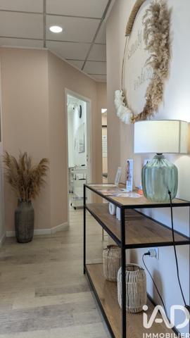 Esthétique, Coiffure​ à vendre 73 m² Sorgues
