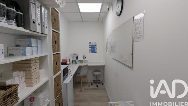 Esthétique, Coiffure​ à vendre 73 m² Sorgues