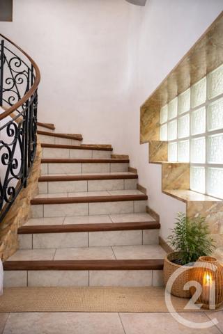 Maison à vendre  7 pièces - 140 m2 AIGLUN - 04