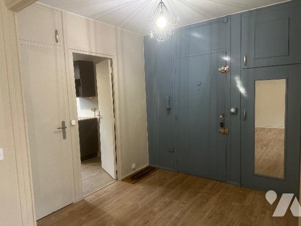 T3 refait à neuf situé au premier étage