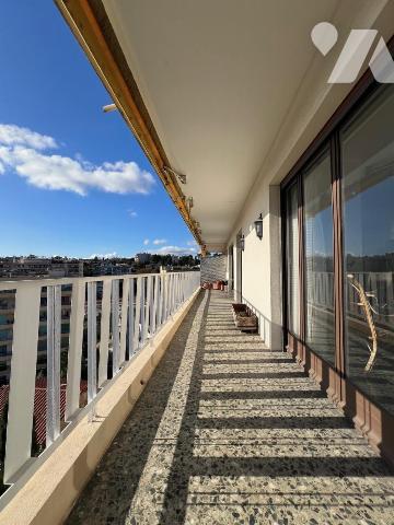 LE CANNET : Boulevard Sadi Carnot