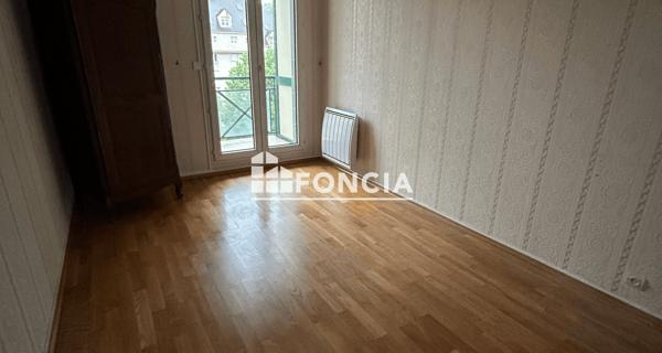 Location Appartement 3 pièces 74.8 m² - Melun 77000