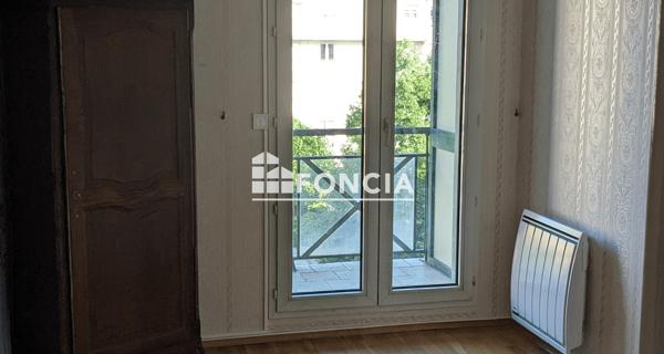 Location Appartement 3 pièces 74.8 m² - Melun 77000