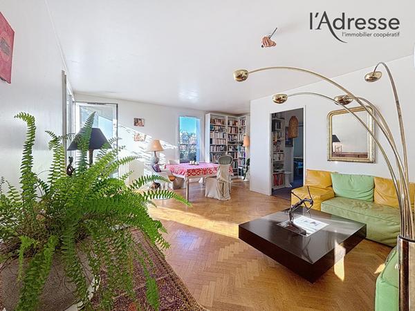 Appartement 4 pièces de 86m² avec TERRASSE et balcon - Cave et parking