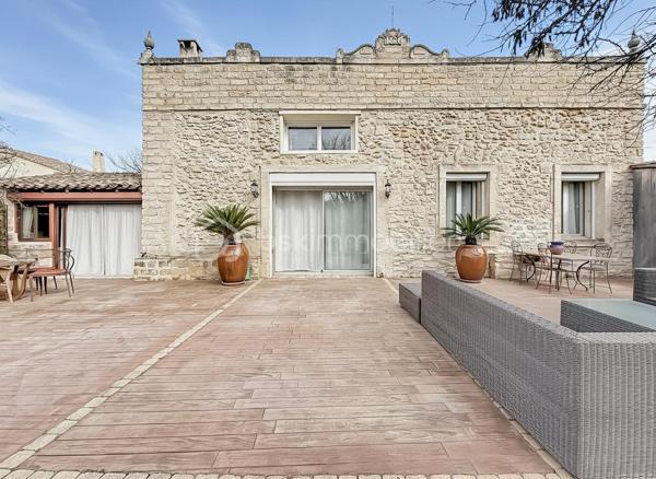 Maison en pierre de 260 m²