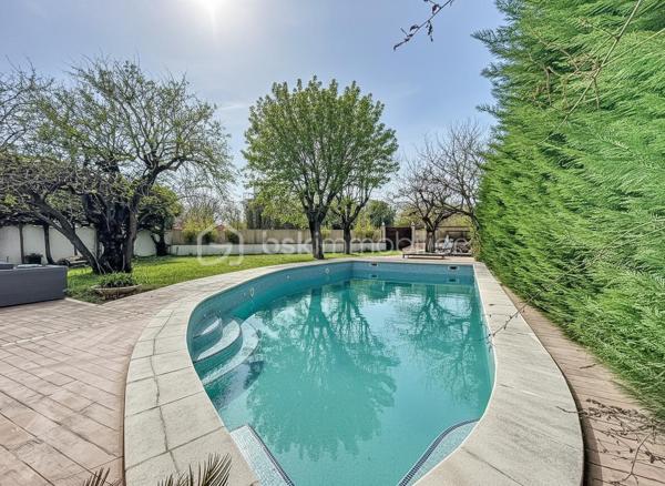 Maison en pierre de 260 m²