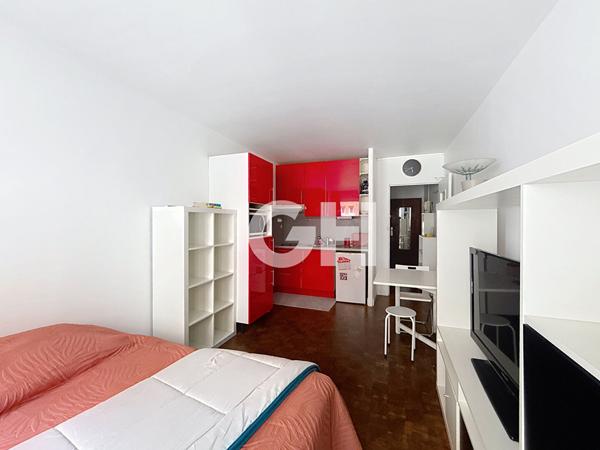 STUDIO 22.89 m² - Bail Étudiant (9 mois) à Nation, Paris 20e