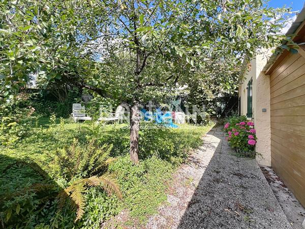 A vendre Dreux Maison individuelle avec charme, 6 pièces 4 chambres, dépendance, jardin, parking, au calme proche commerces écoles