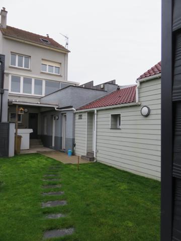 Maison avec beau volume de 142.02 m² et studio