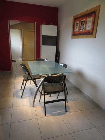 Maison avec beau volume de 142.02 m² et studio