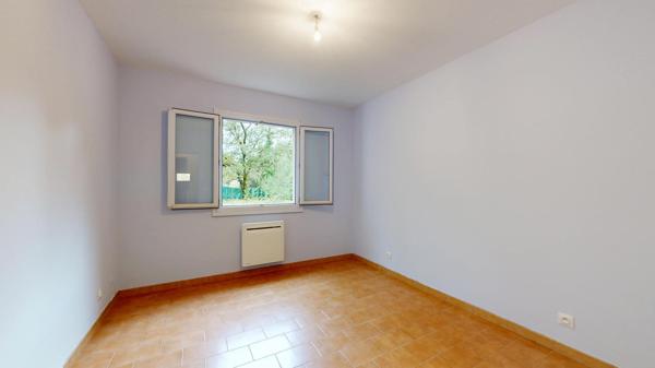 Maison 102 m² sans vis-à-vis sur 1 380 m² de terrain plat