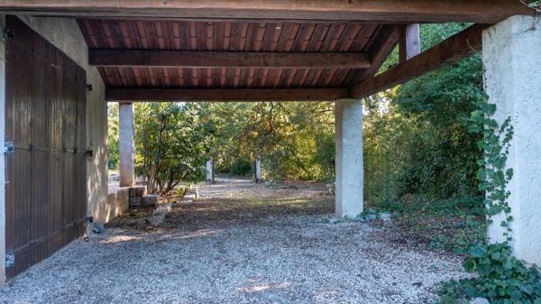 Maison 102 m² sans vis-à-vis sur 1 380 m² de terrain plat
