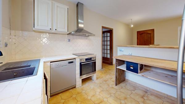 Maison 102 m² sans vis-à-vis sur 1 380 m² de terrain plat
