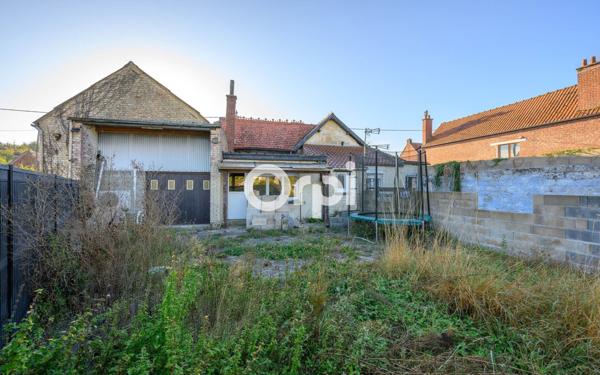 Maison à vendre    1 pièce •  Beuvry-la-Forêt