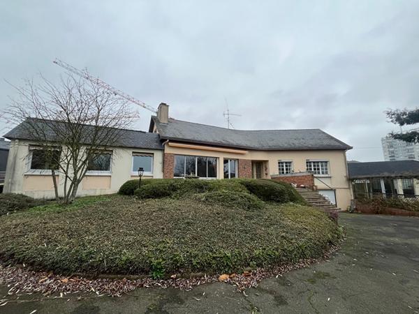 Maison LAVAL de 357 m2