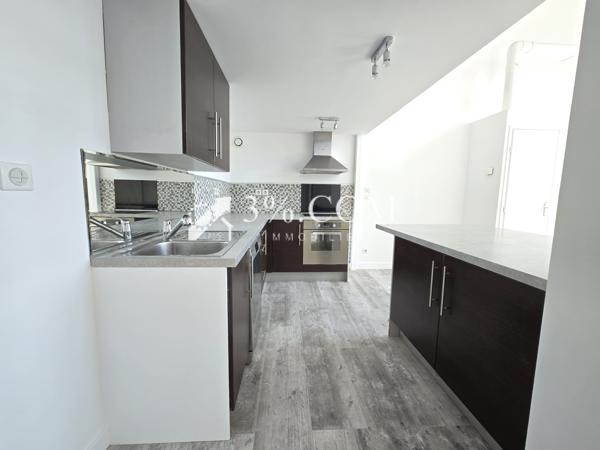 Maison 4 pièce(s) 3 chambre(s) 134 m²