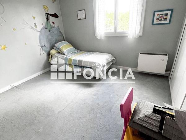 À vendre Maison 6 pièces 110 m² - Magny-les-hameaux 78114