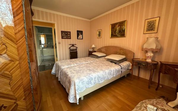 Appartement à vendre    3 pièces • 82,29 m2 La Varenne - Saint-Maur-des-Fossés