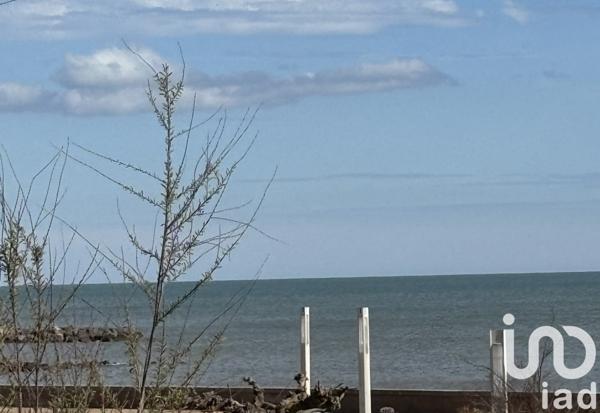 Appartement 3 pièces de 42 m² à Valras-Plage (34350)