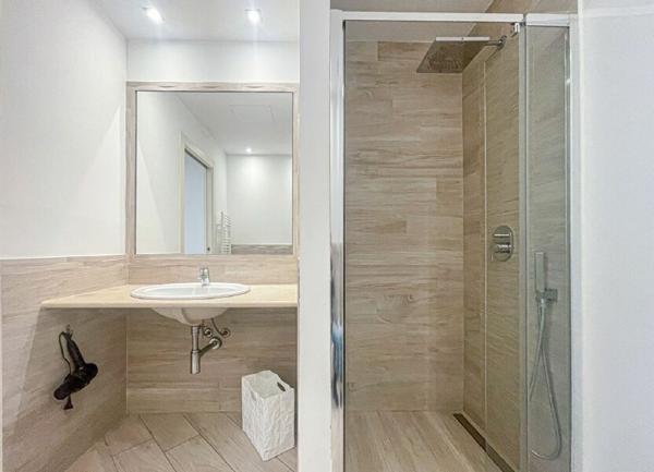 Appartement à vendre    3 pièces • 93,62 m2 Cannes