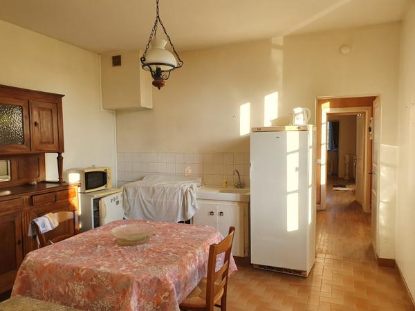 Propriété de caractère de 300 m² isolée de voisins