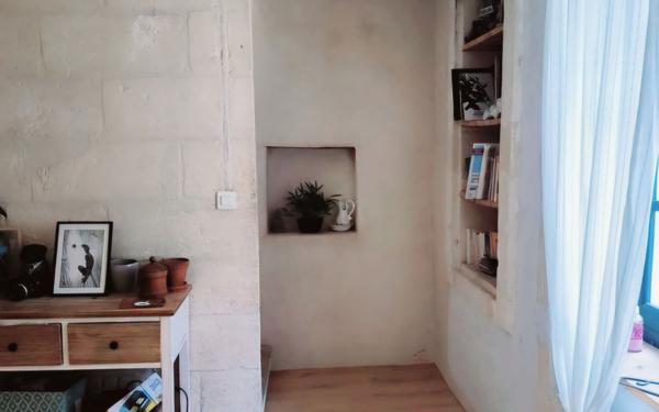 Maison à vendre    3 pièces •  Vallabrègues