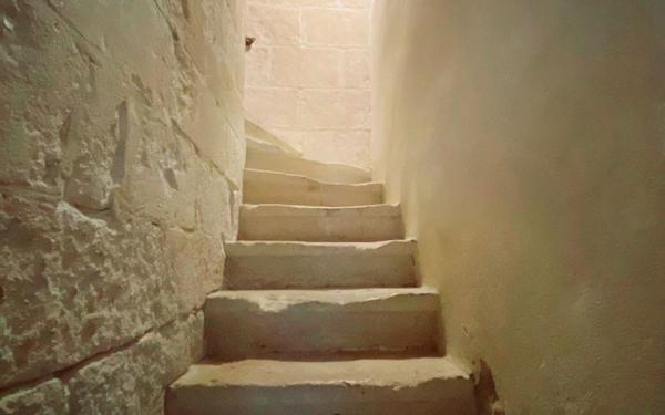 Maison à vendre    3 pièces •  Vallabrègues