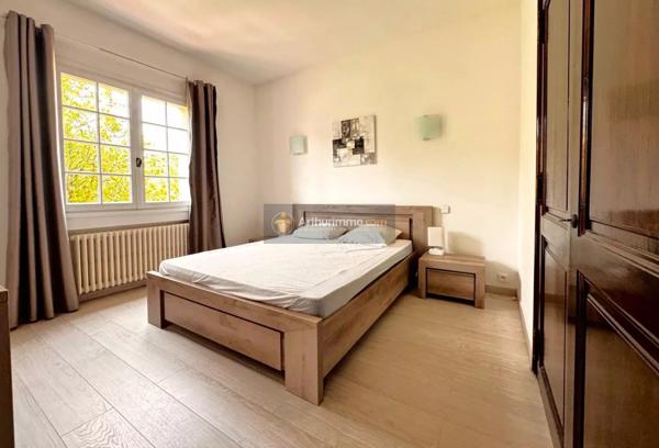 Vente Villa 7 pièces 186 m2 à Saint-Aygulf