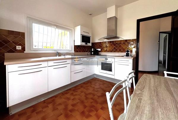 Vente Villa 7 pièces 186 m2 à Saint-Aygulf