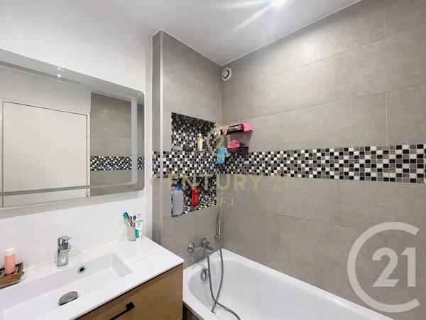 Appartement F3 à vendre  3 pièces - 71,86 m 2   NOISY LE GRAND  - 93