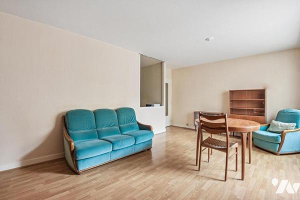PARIS XVIIIe - Appartement 2 pièces - Secteur Clignancourt