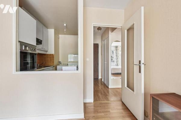PARIS XVIIIe - Appartement 2 pièces - Secteur Clignancourt