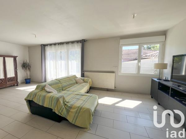 House for sale 6 rooms 113 m² Saint-André-de-Cubzac